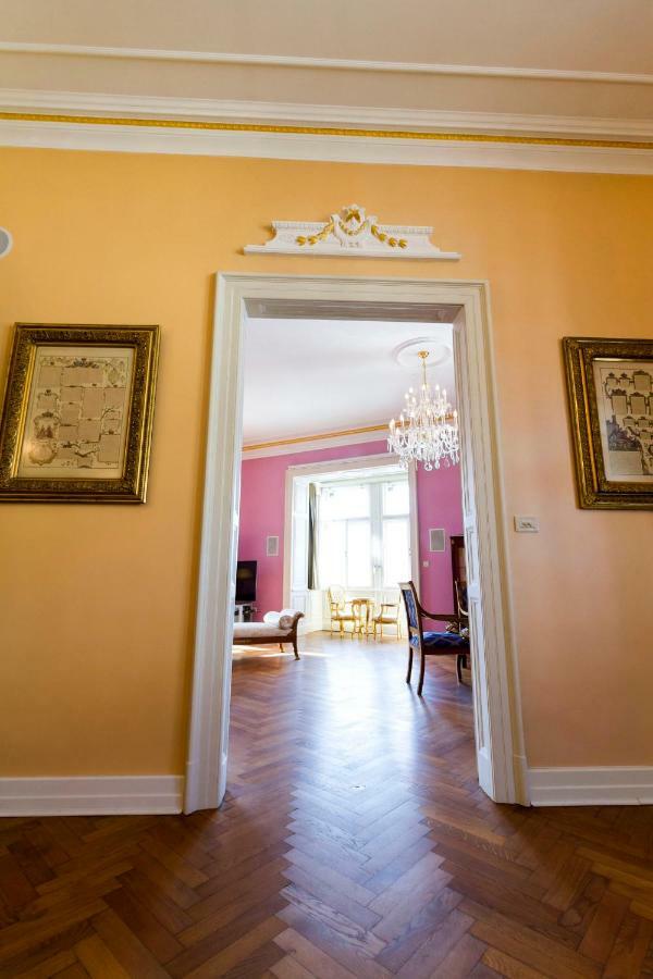 Filip'S Palace Luxurious Apartment Ljubljana Exterior photo